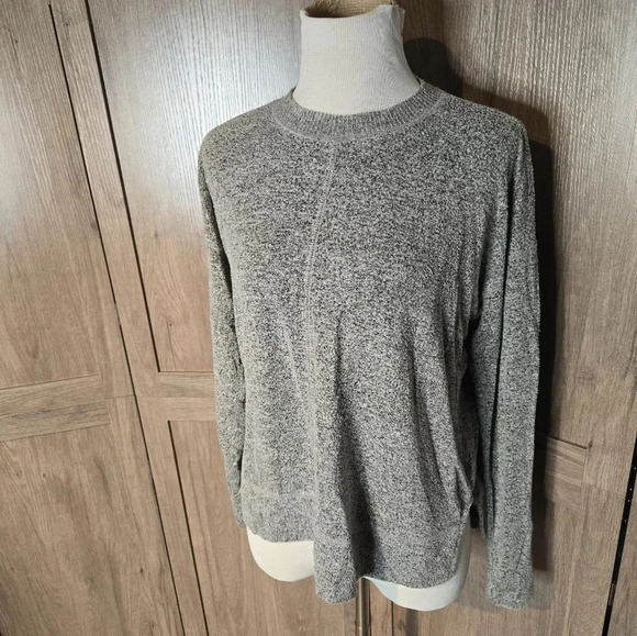 Lucky Brand women gray free fit pullover - Picture 5 of 9